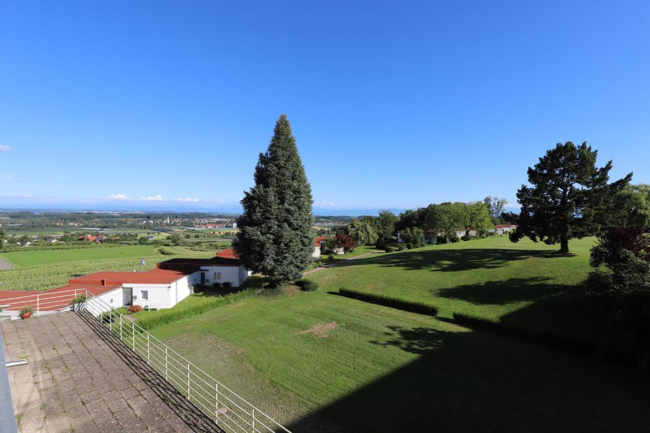 Ferienzentrum Bodensee Oberteuringen エクステリア 写真